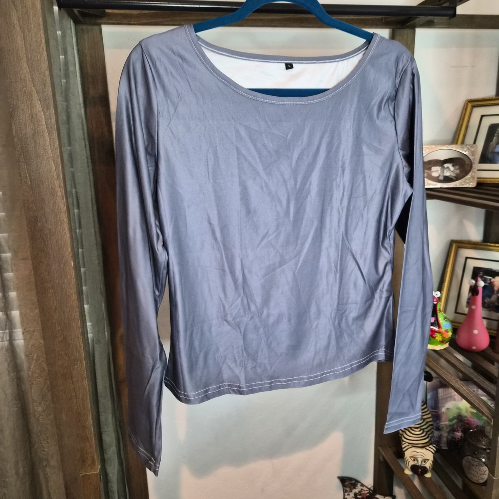 Elegant Women's Long Sleeve Top in Gray